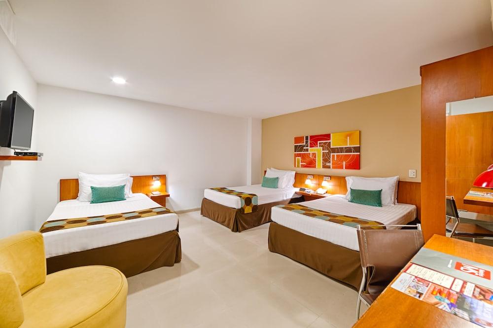 Hotel Ms Chipichape Plus Кали Екстериор снимка