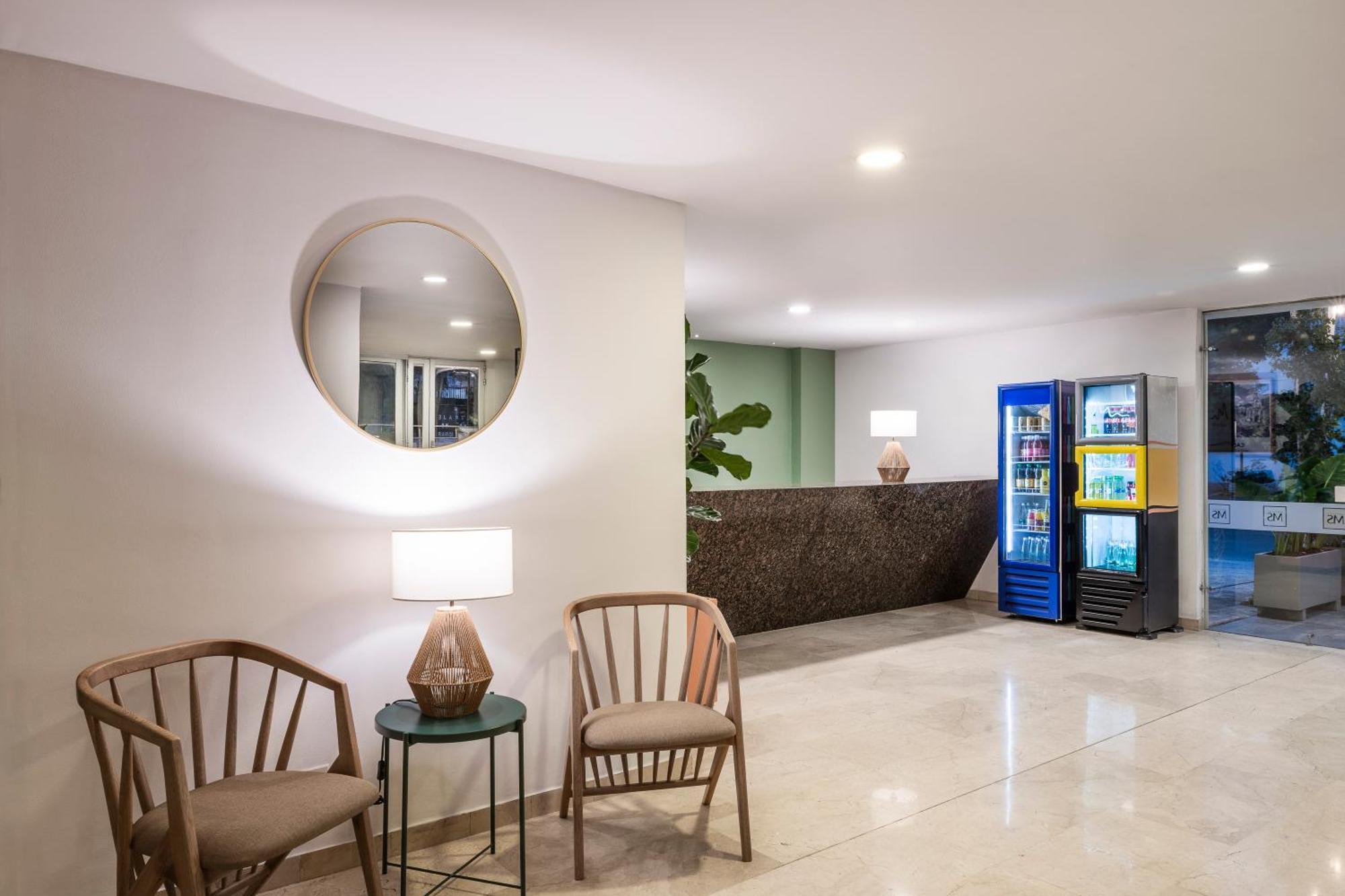 Hotel Ms Chipichape Plus Кали Екстериор снимка