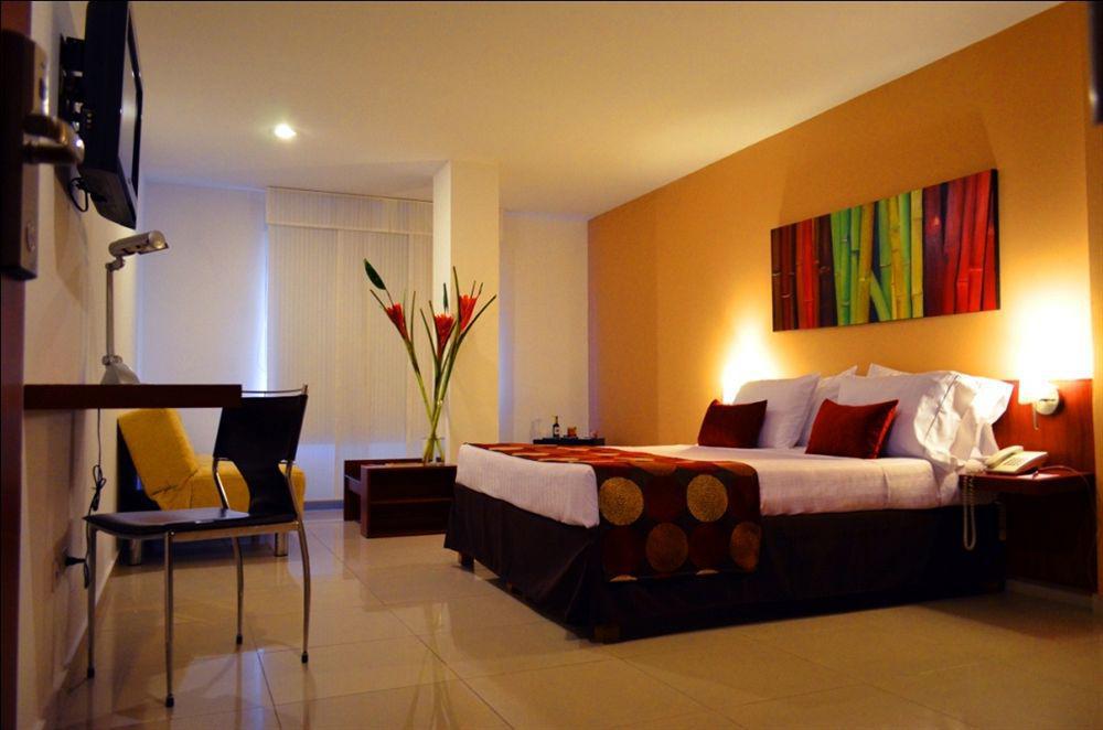 Hotel Ms Chipichape Plus Кали Екстериор снимка